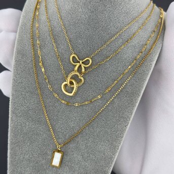 18K gold plated Stainless steel  "Hearts" necklace, Intensity